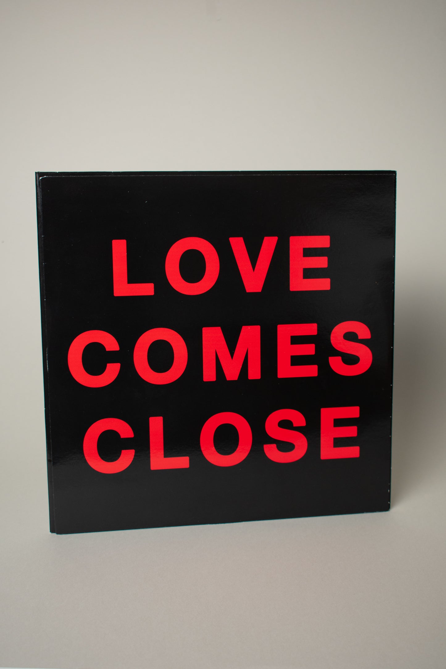 Cold Cave – Love Comes Close (US, 2xLP Album, 2018)