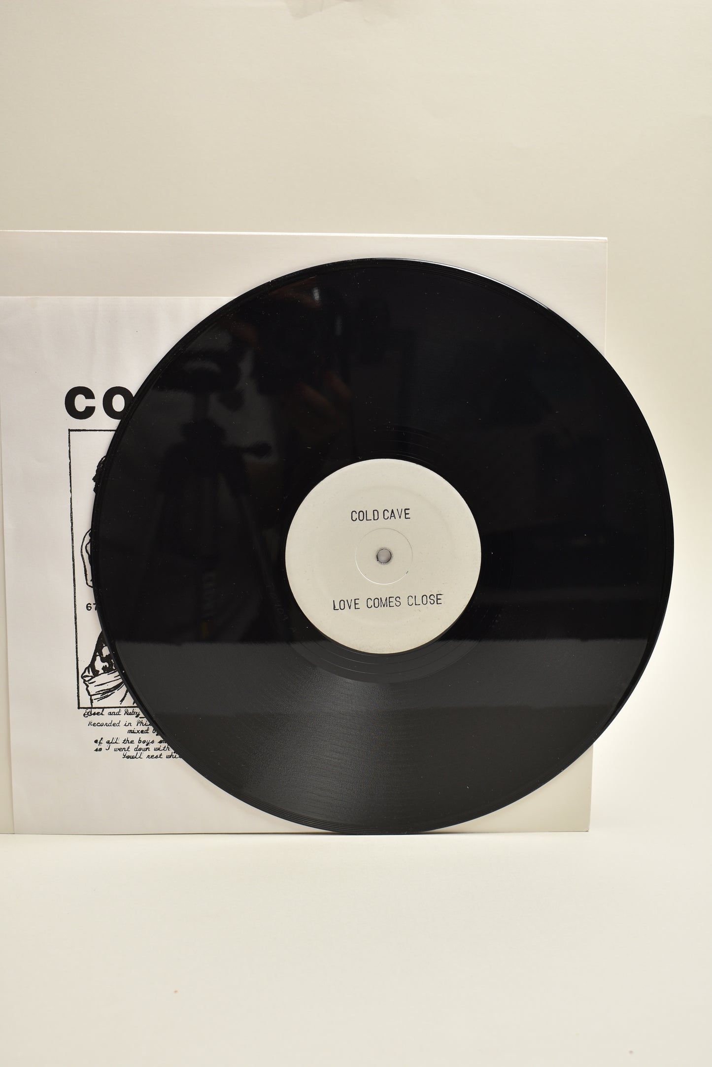 Cold Cave – Easel And Ruby (US 12", Edición Limitada, 2009)