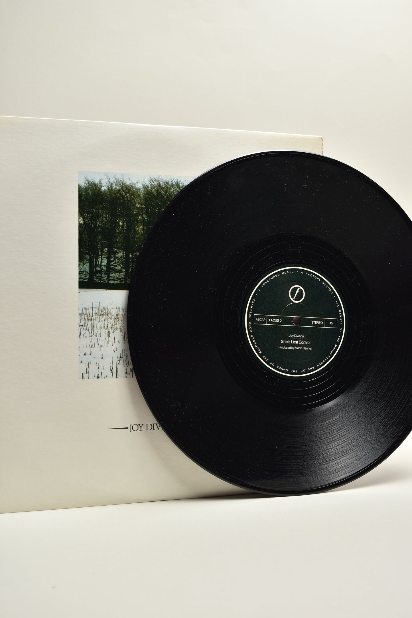 Joy Division – She’s Lost Control / Atmosphere (US 12” Single, 1980)