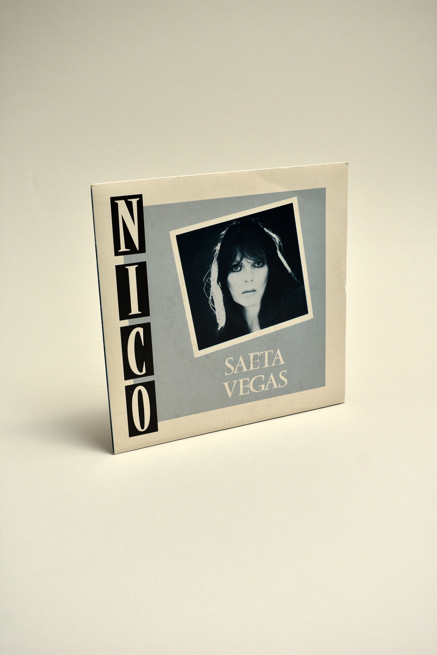 Nico – Saēta / Vegas (UK 7" Single, 1981)