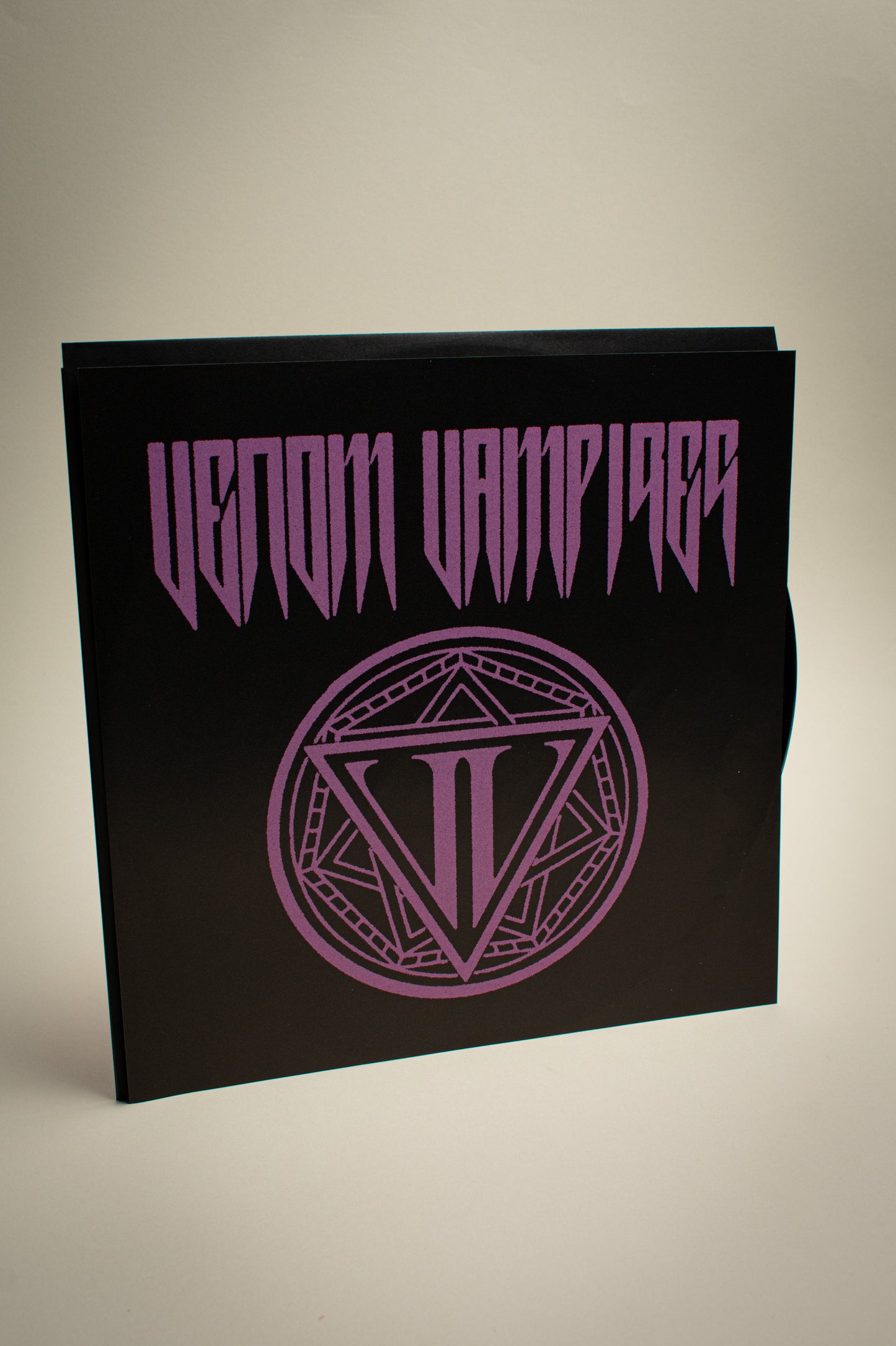 Venom Vampires – Luxury In Deceit (Alemania, 12" Album, 2022)