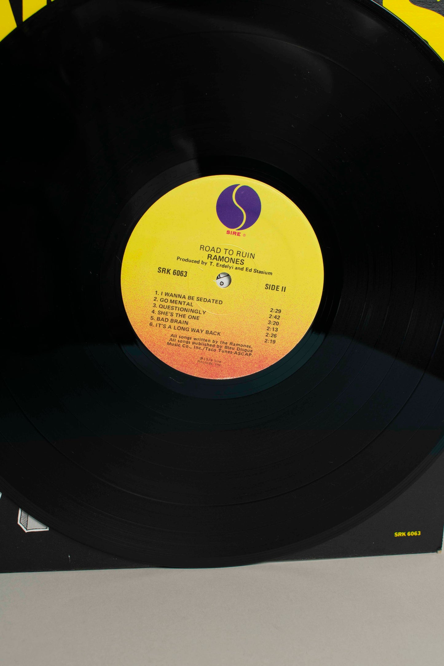 Ramones – Road to Ruin (US, 12" Album, 1982)